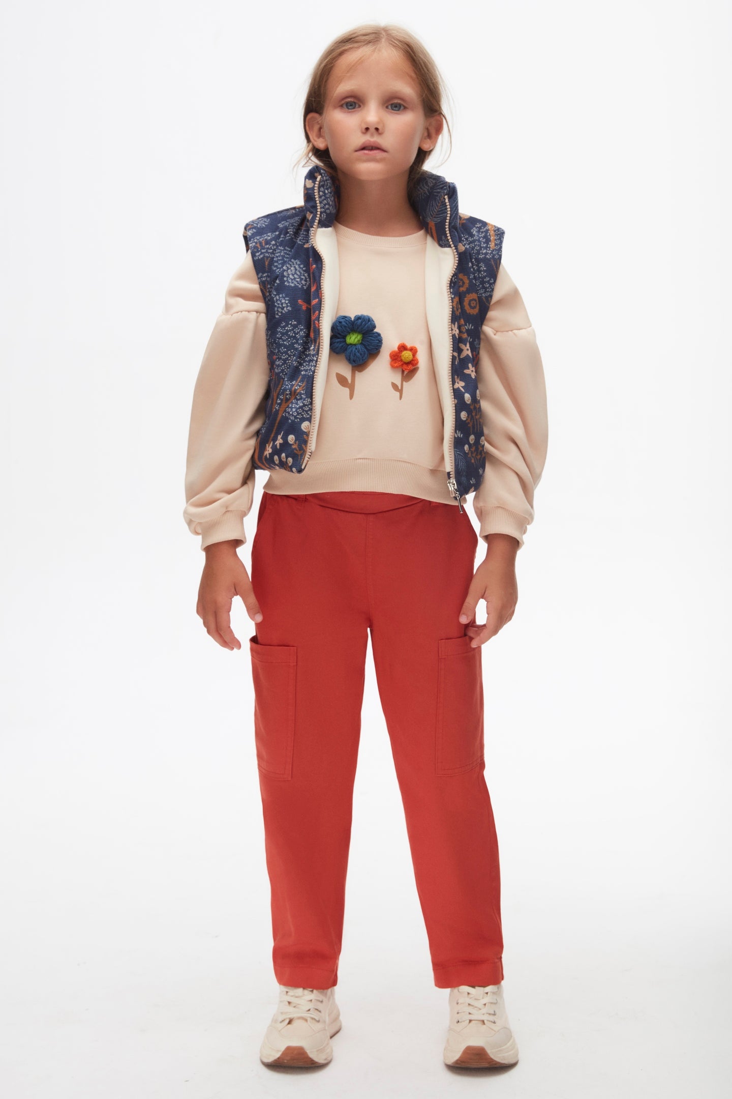 Girls flower patern Jumper.Soft and cozy, kids casual wear, vibrant yarn flower design.