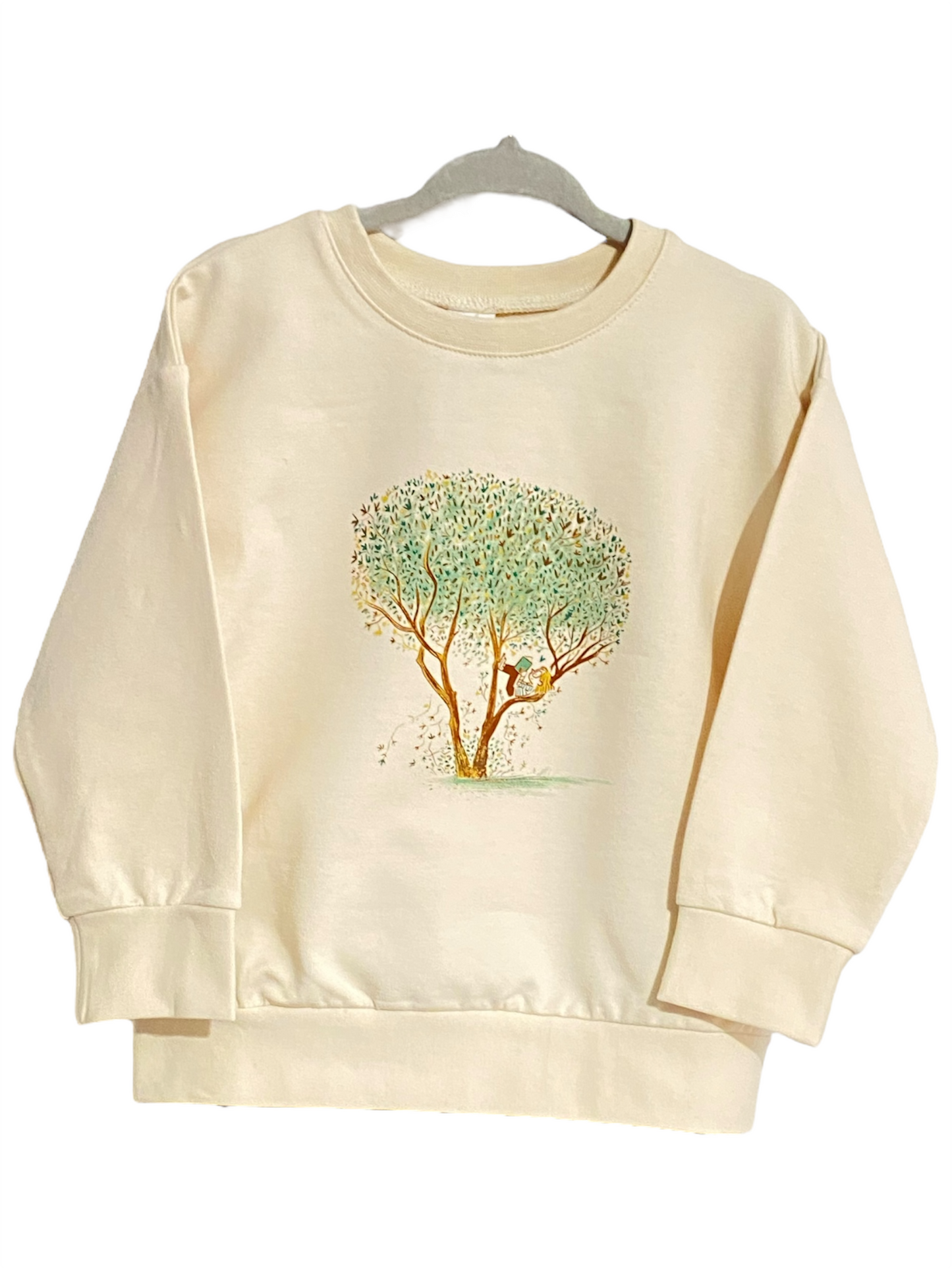 Cotton toddler sweatshirt with tree illustration -Litlle girl reading.